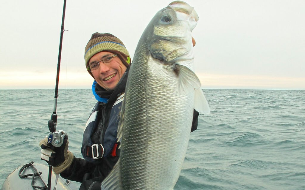 Guillaume and his 7.070 kg bass, European record