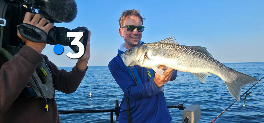 Fishing for big seabass with soft lures with guide Guillaume Fourrier on France 3 French TV